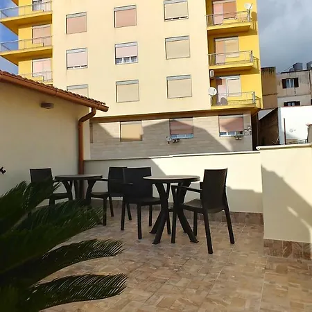 Alojamento de Acomodação e Pequeno-almoço Il Campanile 3*